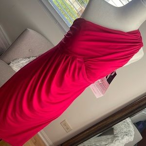 NWT Ellen Tracey one shoulder dress size 2. Above knee